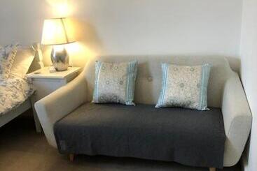 Puffin. Comfortable Annexe Central Falmouth