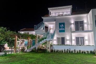 Vila Gina