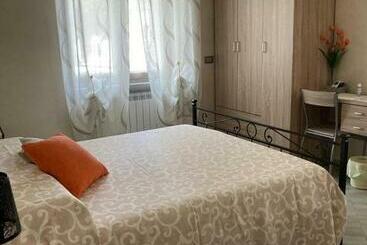 تختخواب و صبحانه A Casa Di Rosy
