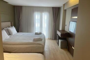تختخواب و صبحانه The Biancho Hotel Old City   Special Category