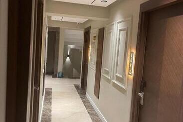 تختخواب و صبحانه The Biancho Hotel Old City   Special Category