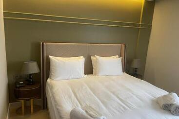 تختخواب و صبحانه The Biancho Hotel Old City Special Category