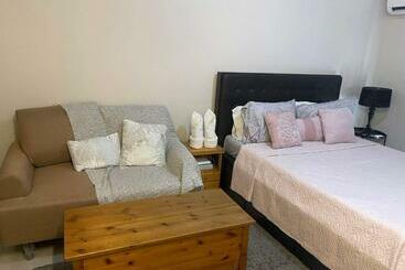 Cozy Condo In Saekyung 956 With Free Highspeed Internet Connection