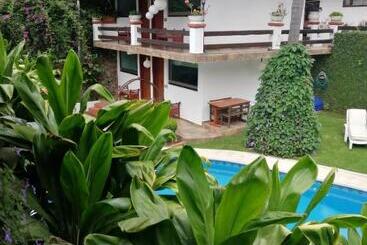 هتل Casa Dalinda