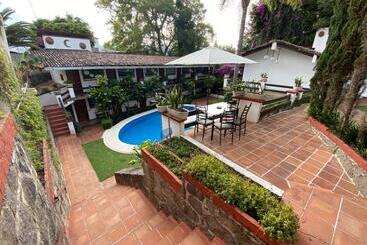 هتل Casa Dalinda
