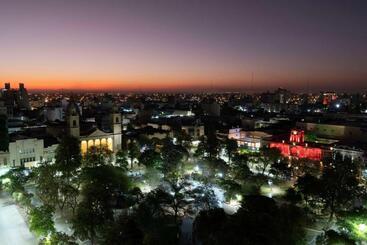هتل Nh Santiago Del Estero