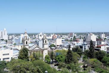 هتل Nh Santiago Del Estero