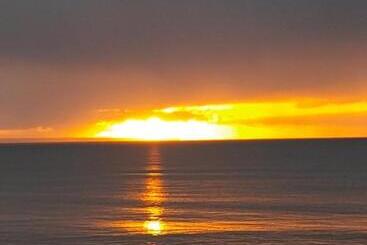 Modern 2 Bed Apt Centre Of Penzance, Lift Access