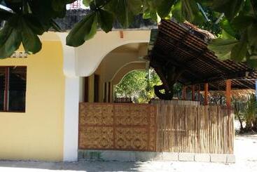 Aabana Beach & Watersport Resort