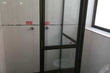 هاستل Hostal Río Ibare