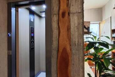 هاستل 棚棚屋室內帳篷民宿inn