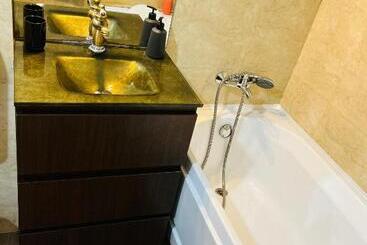 Bucharest Apartment Near The Center, Subway, Mall And Park