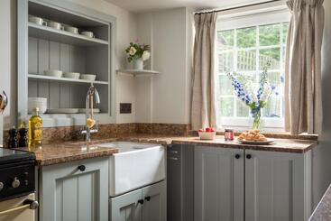 Mulberry, A Luxury Two Bed Cottage In Painswick