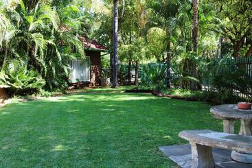 پانسیون De La Rose Guesthouse