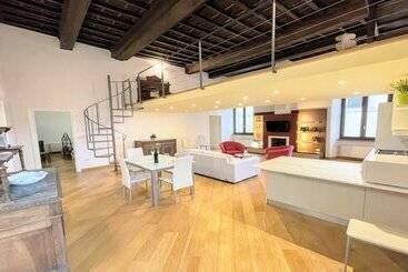 Terrazza Duomo With Spectacular Views From 2 Large Terraces   Sleeps 6