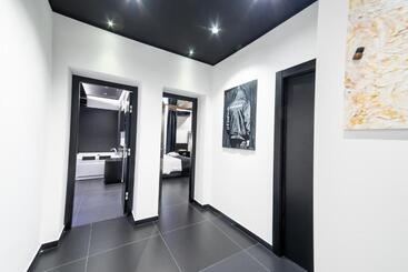 تختخواب و صبحانه Maximum Hub Suite&spa