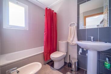 Bright Apartment On United Golf Resort Al4812