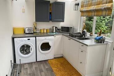 Daffodil House Annex, Cynghordy, West Wales
