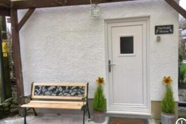 Daffodil House Annex, Cynghordy, West Wales