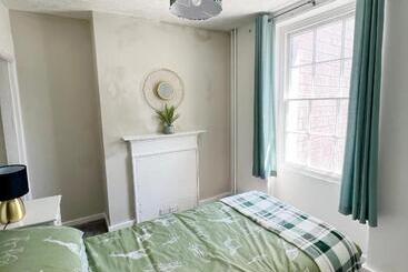 آپارتمانهای توریستها Gigi S Place