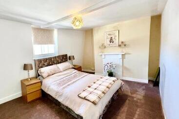 Gigi S Place