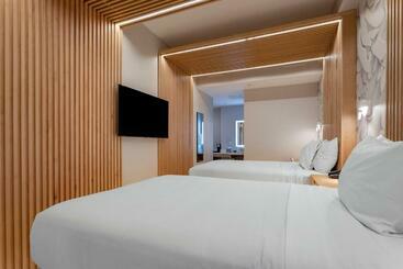 هتل Best Western Plus Soho