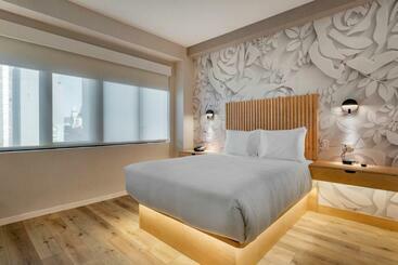 هتل Best Western Plus Soho