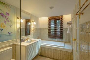 酒店 Buri Sriping Riverside Resort & Spa   Sha Extra Plus