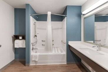 هتل Woodspring Suites Dayton North