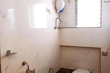 דירות לתיירים Maha Villa 4bhk Alibaug