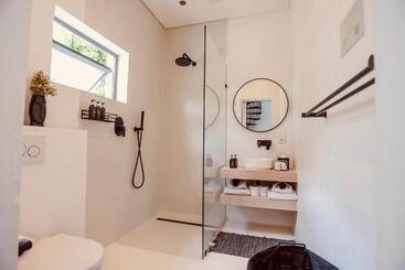 膳宿费 Droom Guesthouse