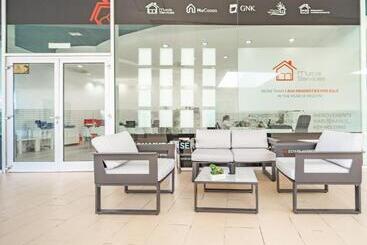 Spacious Villa   Dn32lt