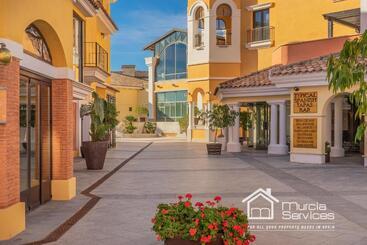 Spectacular And Stylish 2 Bed Aparment   Aa1711lt