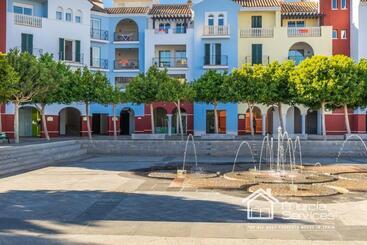 Spectacular And Stylish 2 Bed Aparment   Aa1711lt