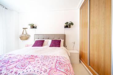 Spectacular And Stylish 2 Bed Aparment   Aa1711lt