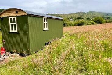 Stepping Stones Glamping ‘the Olive’