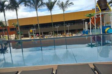هتل Solar Das águas Park Resort   Apartamento Em Olímpia Para 5 Pessoas