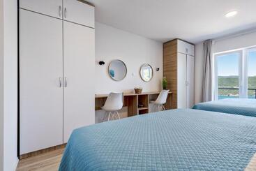 Apartments Malalu