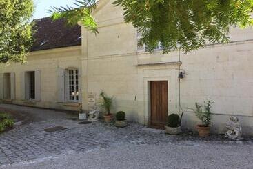 Bed and Breakfast Le Presbytère De La Cite Royale De Loches