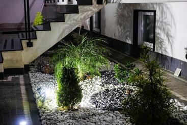 تختخواب و صبحانه Maison De Julia Pompei