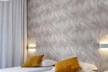 تختخواب و صبحانه Room45