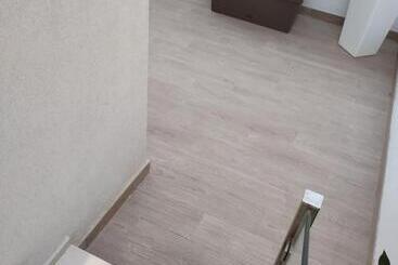 تختخواب و صبحانه Room45