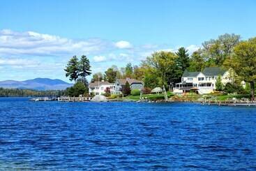 Happy Hideaway