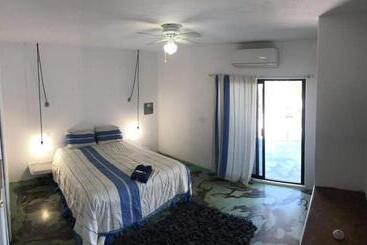 هتل Casa Arrecife   Dorado Suite, Fast Wifi & Balcony! Beach Is Steps Away!