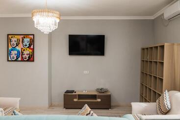 هتل Infinity Plaza Block 1
