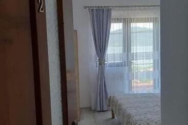 پانسیون Casa Dalys