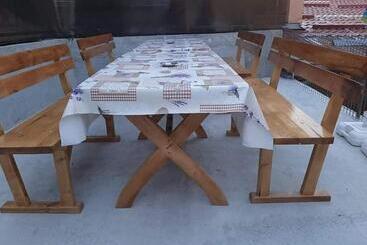 پانسیون Casa Dalys