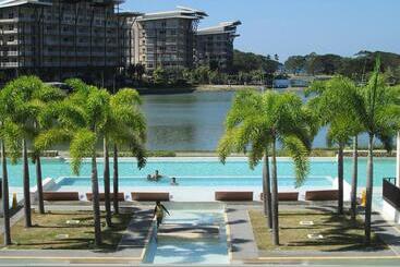 پانسیون Pico De Loro Staycation