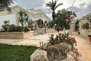 پانسیون Villa Luis