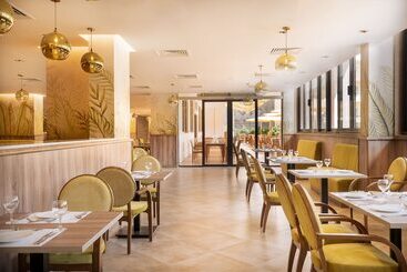 Rhactus Hotel, New Alamein
